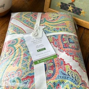Pottery Barn Organic Cotton NWT Duvet Cover. Full-Queen. One sham included